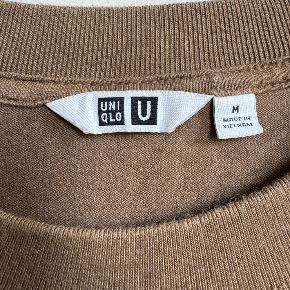 Uniqlo U Crew Neck Long-Sleeve T-Shirt with Front Pocket Brown Size Medium - Picture 2 of 4